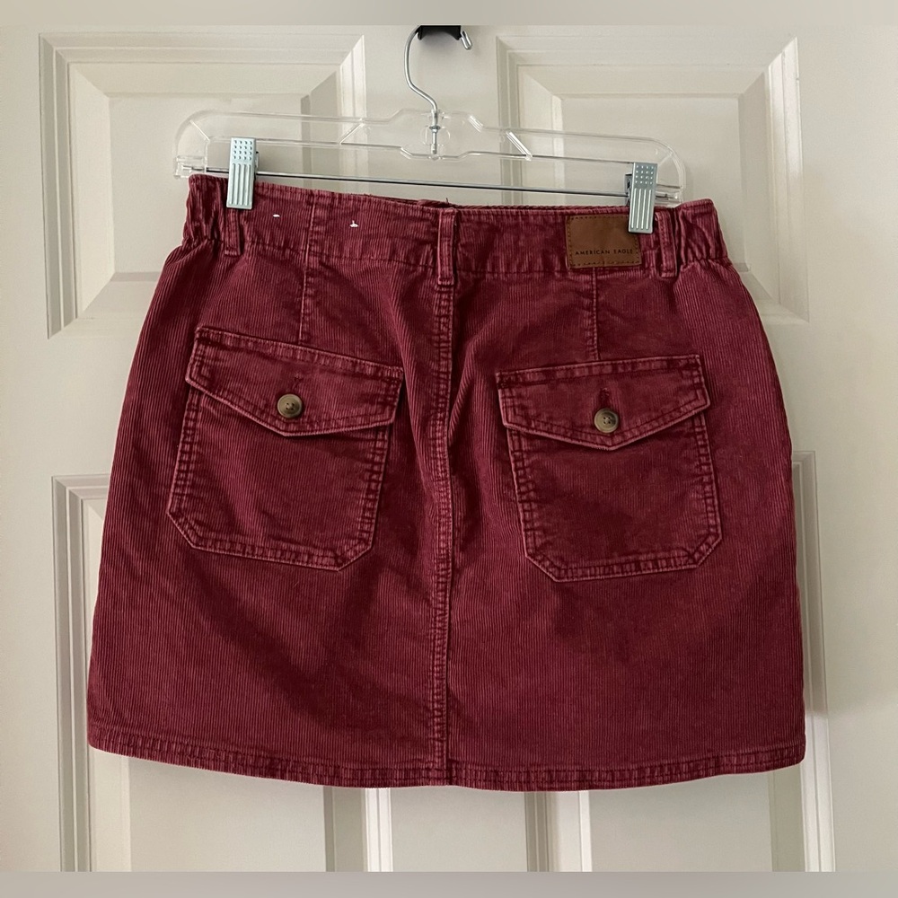NWT American Eagle maroon burgundy stretch corduroy mini skirt flap pockets 4